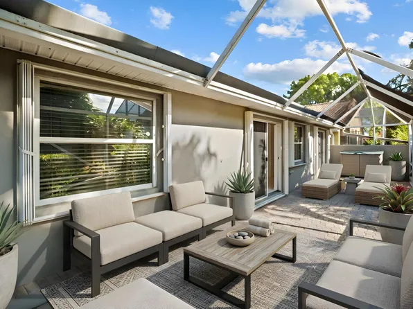 13285 Royale Sabal Court, Delray Beach, FL 33484