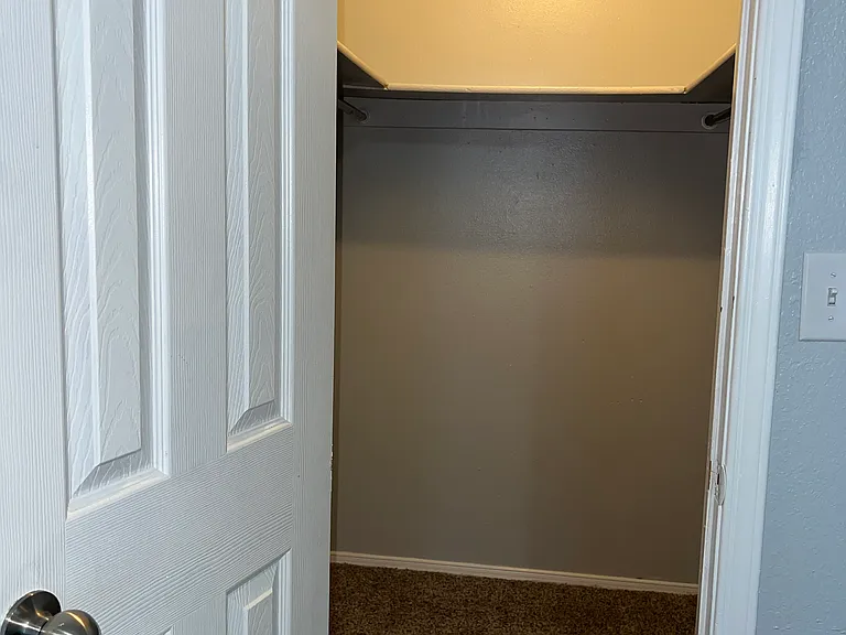 10605 Cuatro Vistas Dr #C — Photo 17