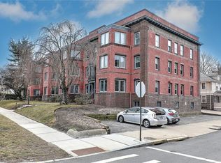 12 Blackstone Blvd APT 7, Providence, RI 02906