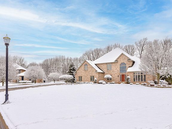 2nd image of 3729 White Trillium Dr E
