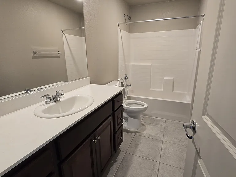 8955 Wolf River Dr — Photo 19