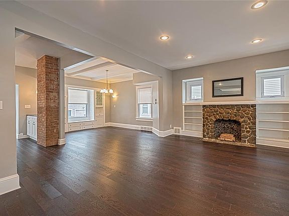 5th image of 1558 Orchard Grove Ave