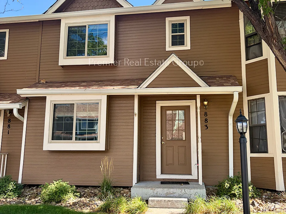 883 London Green Way