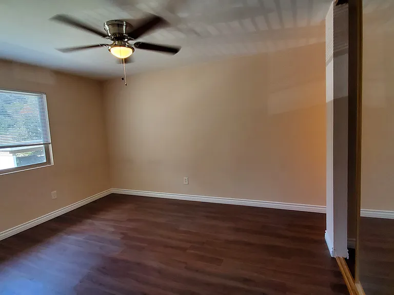 1820 S El Camino Real S — Photo 8