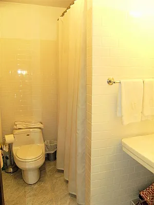 Rented by City Connections Realty | media 23