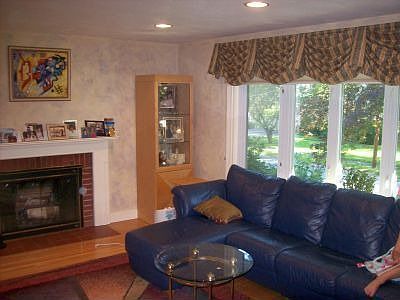 Living room with fireplace