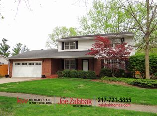 1904 Augusta Dr, Champaign, IL 61821