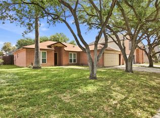 4910 Lake Livingston Dr, Corpus Christi, TX 78413