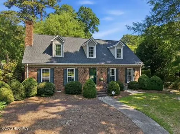 114 Williamsburg Dr, 