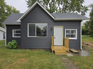 615 N Market St, Paxton, IL 60957
