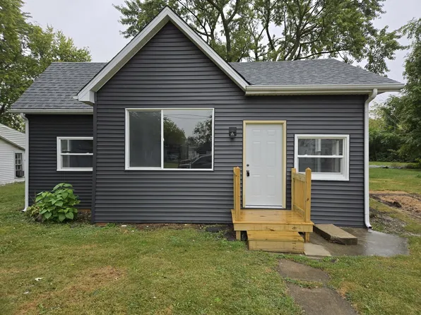 615 N Market St, Paxton, IL 60957