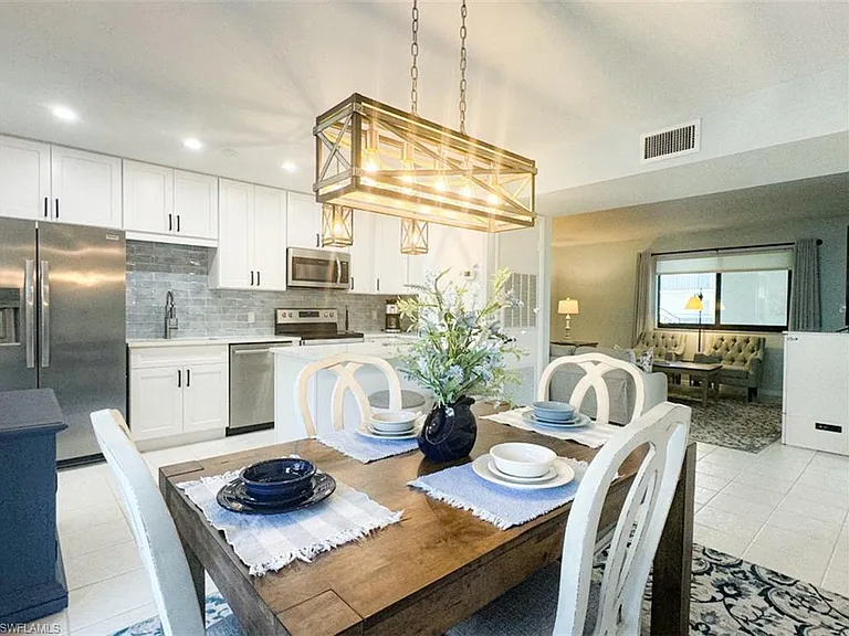 788 Park Shore Dr #D27 — Photo 17