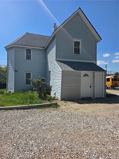 1st image of 291 Uniondale Ave