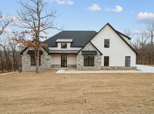 10621 Cross Oaks Dr, Skiatook, OK 74070