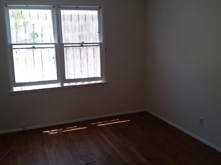 1321 E Appleton St #4 — Photo 5