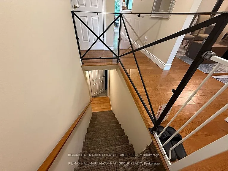 47 Metro Rd S — Photo 28