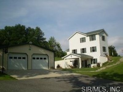 16338 Vfw Rd, Staunton, IL, 62088