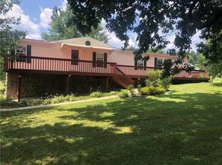 8144 County Bridge Rd, Slatington, PA 18080