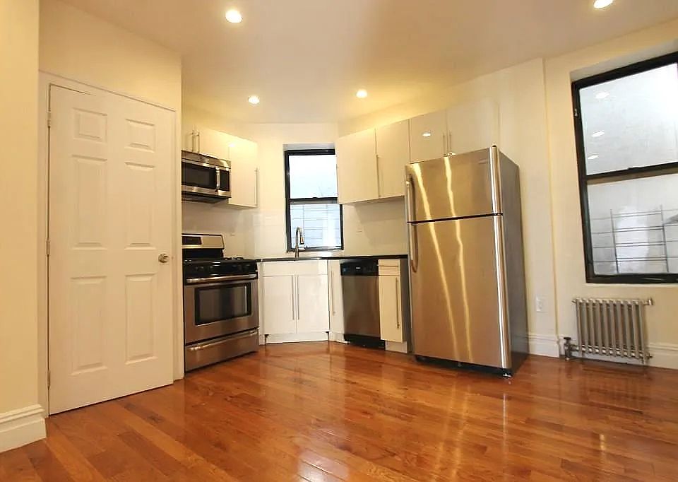1st image of 465 W 131st St APT 11