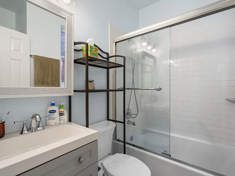 1358 Girard St NW #3 — Photo 18