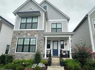 41912 Blair Woods Dr, Ashburn, VA 20148