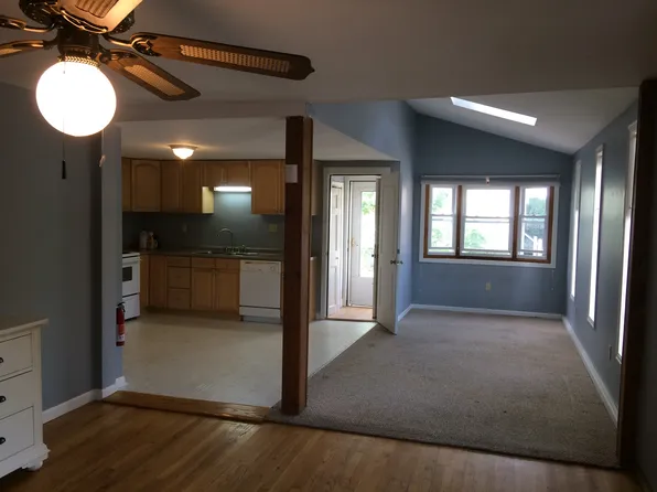 33 Pine St #1, South Portland, ME 04106