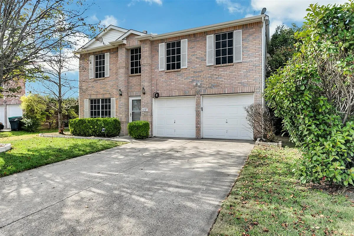 Building Photo - 8105 Flowertree Dr