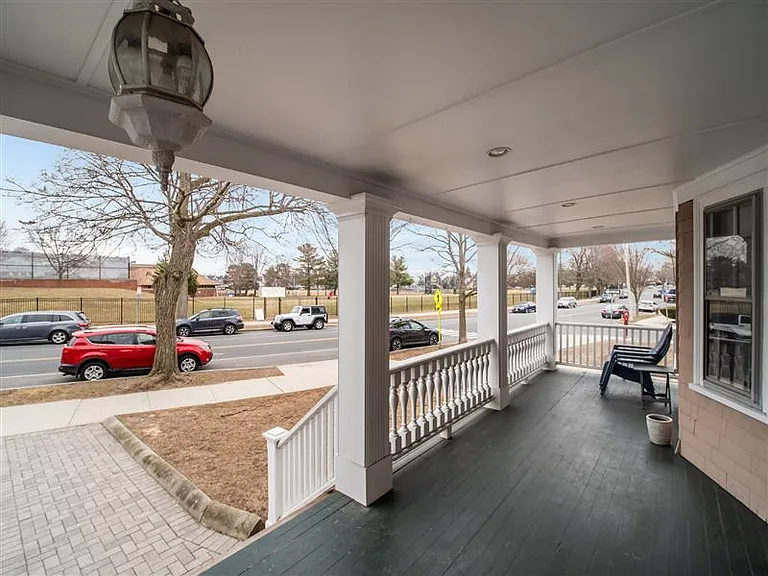 60 Powder House Blvd — Photo 8