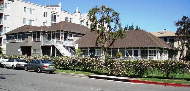 1st image of 10611 Valley Spring Ln #10611