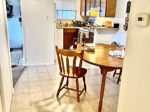 Unit 8 - Dining/Kitchen area