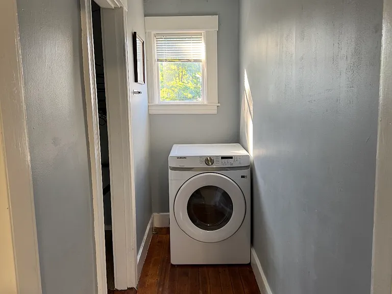 9 Fern St #2 — Photo 2
