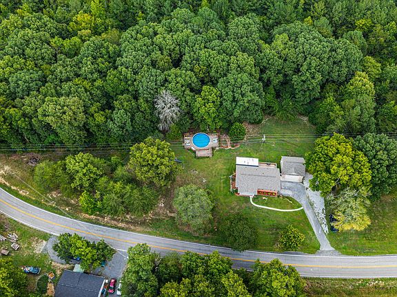 4th image of 4805 Johnson Rd