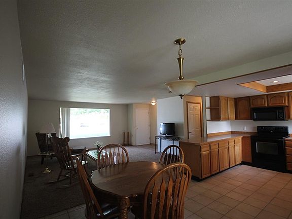 3rd image of 4120 W Margaret St
