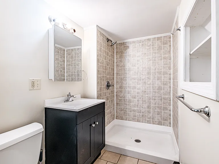 533 Washington Ave #2 — Photo 14