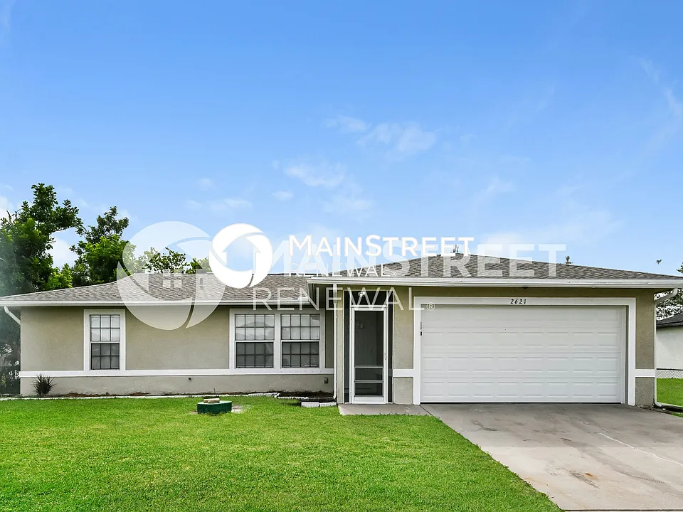 2621 NW 3rd Pl