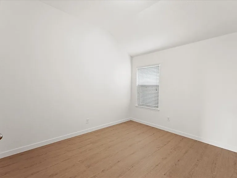 1201 Telese Ct — Photo 18