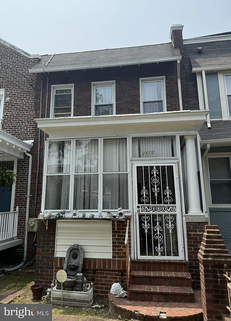 2812 6th St NE photo 1