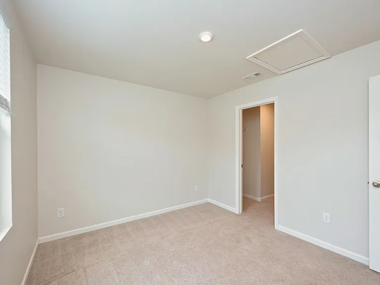 2161 Brokeshire Dr — Photo 21
