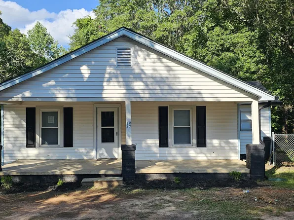 1040 East Dr, Gastonia, NC 28052