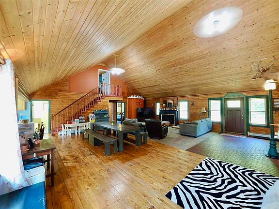 4th image of 2780 Mountain Rd