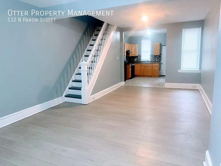 532 N Paxon St — Photo 4