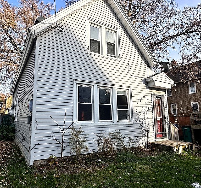 1st image of 27 Hoffman Pl