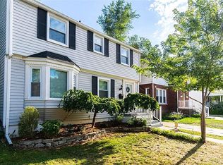 300 E Oakridge St, Ferndale, MI 48220