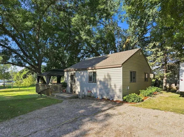 1875 Grant Ave NW, Maple Lake, MN 55358