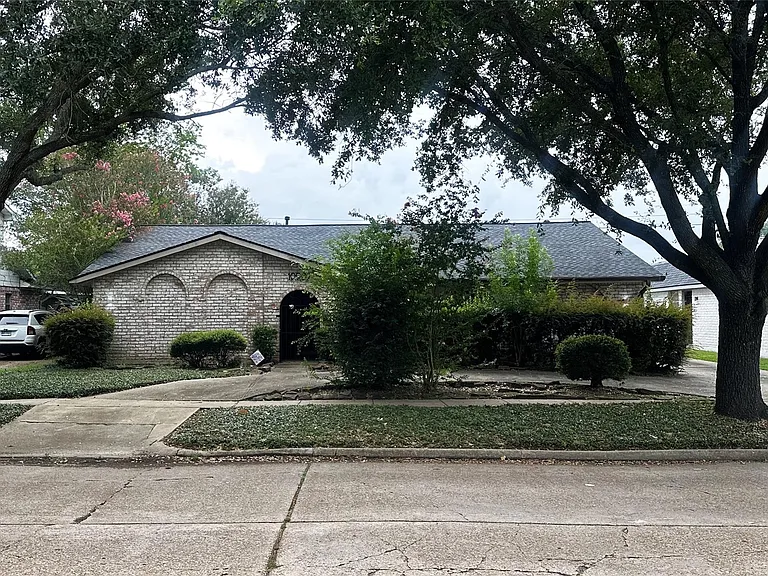 10902 Bob White Dr — Photo 6