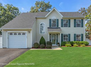 245 Oak Forest Dr, Brick, NJ