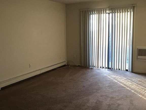 4th image of 30 Stenwick Dr APT H