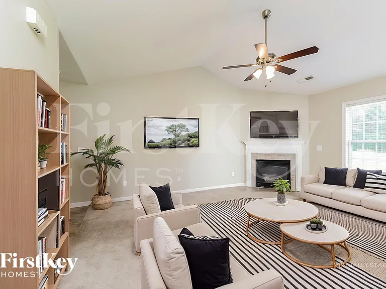5122 Fiddlers Run Dr — Photo 4