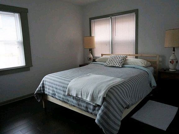 3rd image of 914 Wilson Ave #912