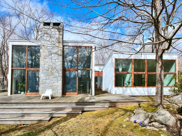 112 Birch Hill Rd, Weston, CT 06883